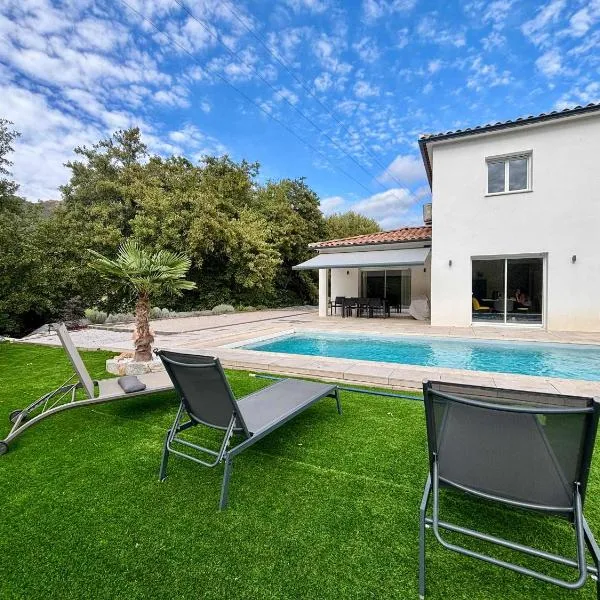 Casamea - Villa, Piscine, Terrasse, Clim, hotel in Alata
