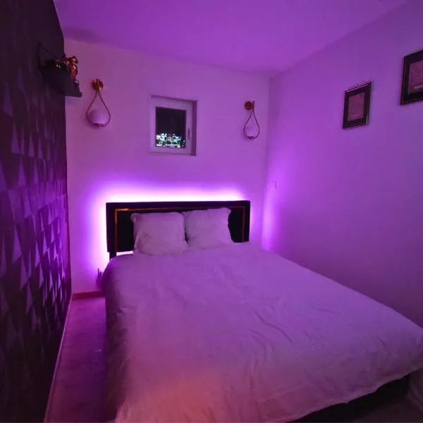 Le Sanctuaire Hirson, Spa Privatif, Sauna, hotel di Hirson