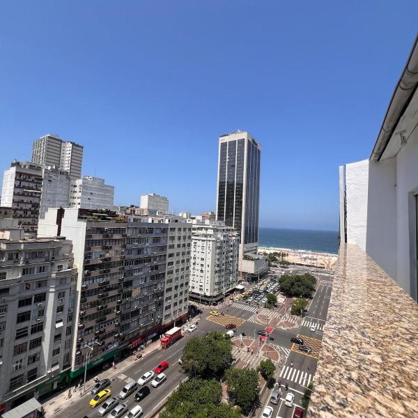 Rooftop Beach View Apt, 2 Beds, AC, Copacabana