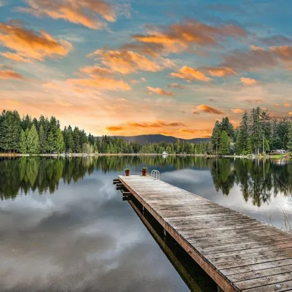 Moonlight Cottage at Lake Alice, viešbutis mieste Fall City