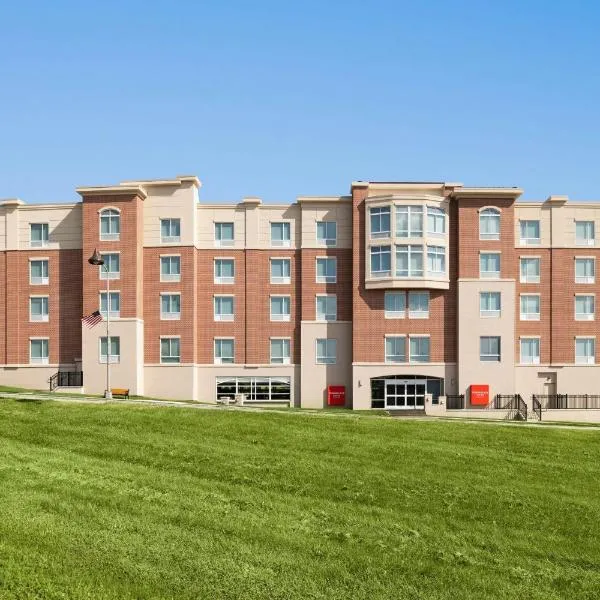 TownePlace Suites by Marriott Hershey Chocolate Avenue, хотел в Хърши