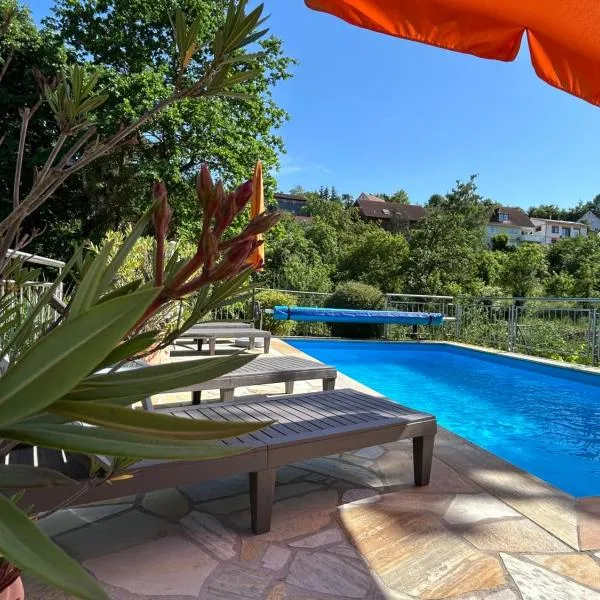 Pension am Weinberg Bed & Breakfast, hotell sihtkohas Mainstockheim