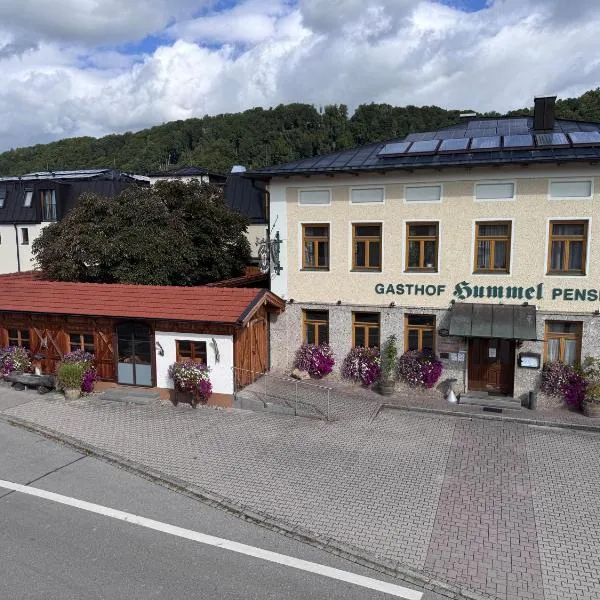 Gasthof Hummel & Hotel, hotel em Stammham