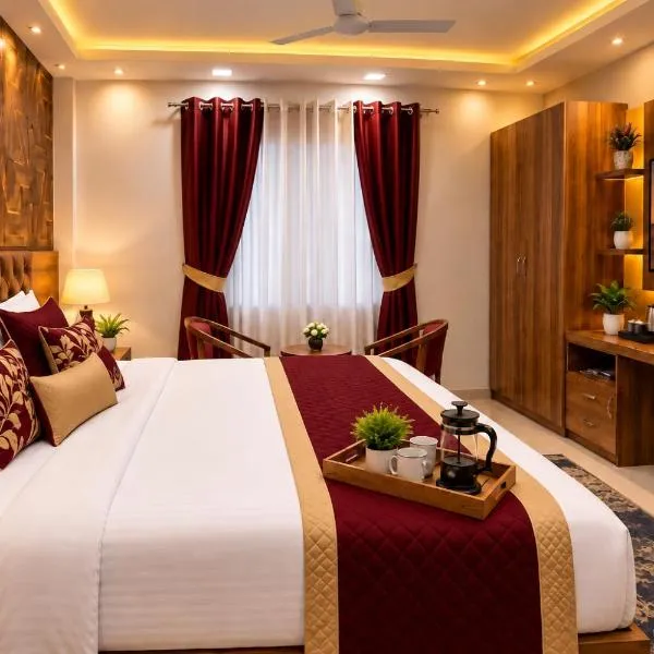 Hotel Grand Ballmont Suite Near IGI Delhi Airport - Free Airport and Aerocity Pickup & Drop, hotel em Nova Deli