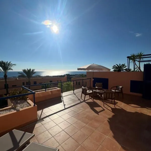 Seaview Apartment with Big Terrace Pool and Garage Mojacar Playa, hotel u gradu 'Mojácar'
