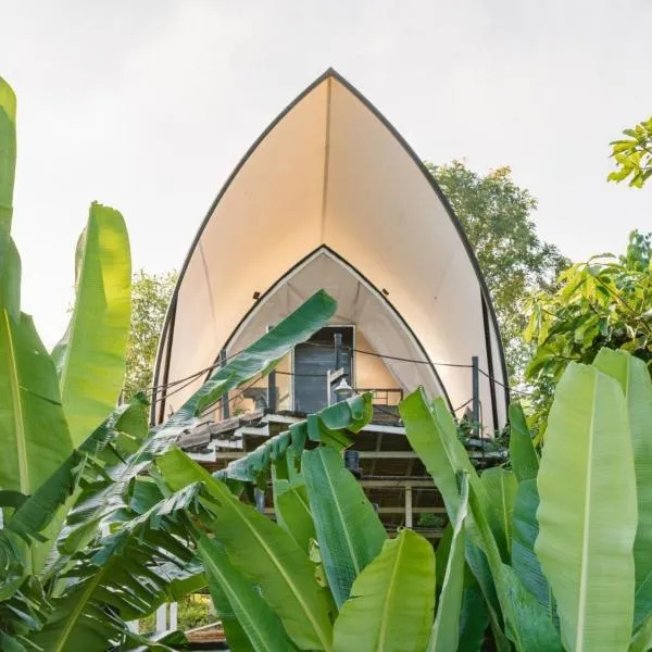 Panorama Glamping, хотел в Tân Phú