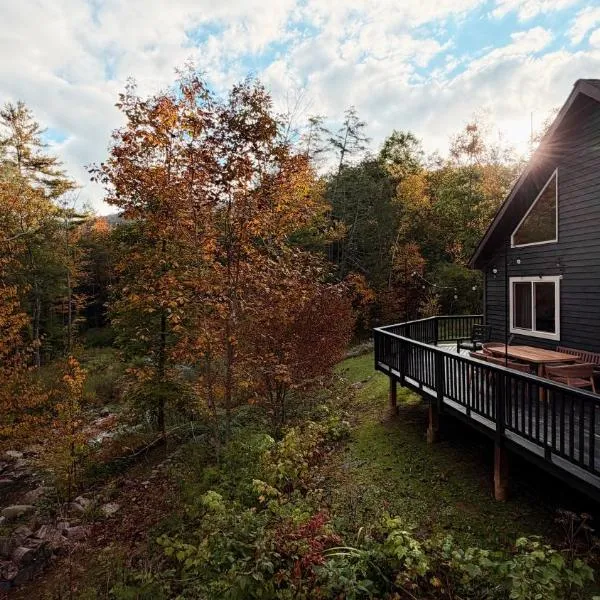 Serene Retreat on a Stream, hotel di Phoenicia