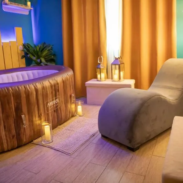 Bulle romantique avec spa privatif à Canet-en-Roussillon、カネ・アン・ルシヨンのホテル