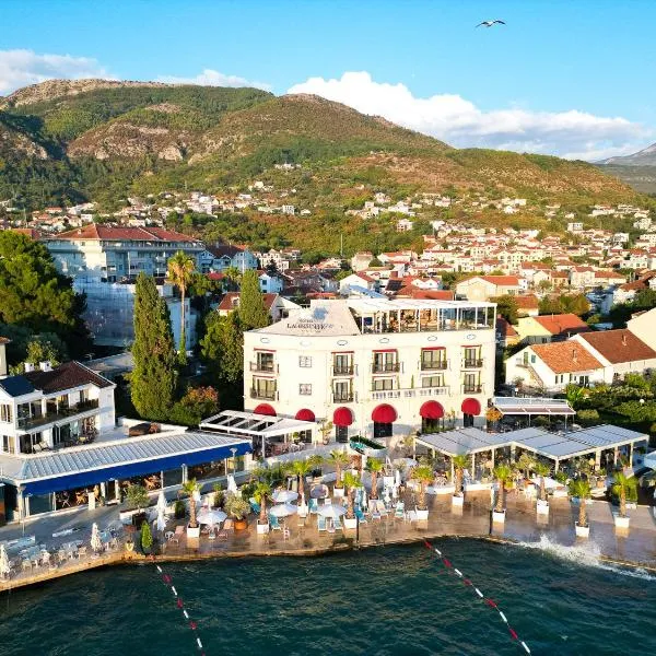 Boutique Hotel La Roche, hôtel à Tivat