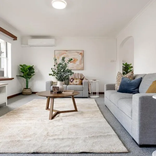 Central Cosy Townhouse and Parking, hotel v mestu Launceston