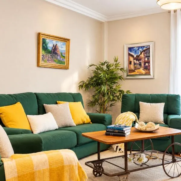 Apartamento Baztangoa II Centro Elizondo, hotell i Elizondo