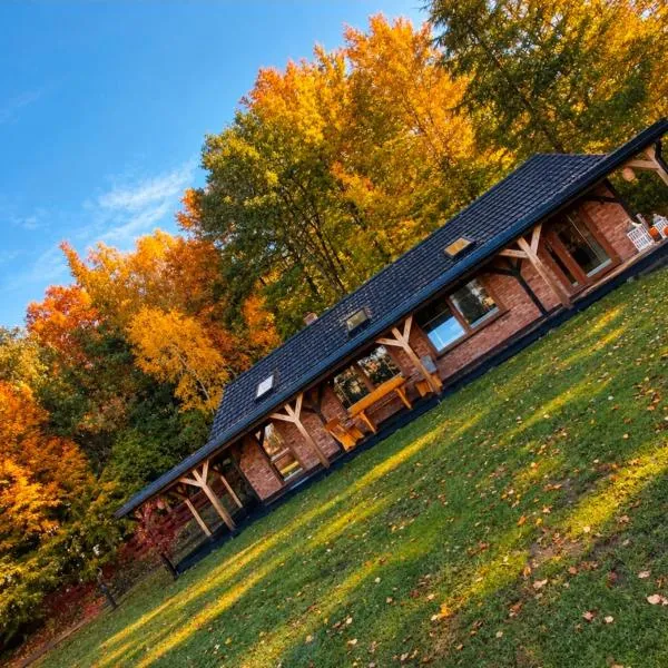 Zacisze Częstkowo, hotel di Częstkowo