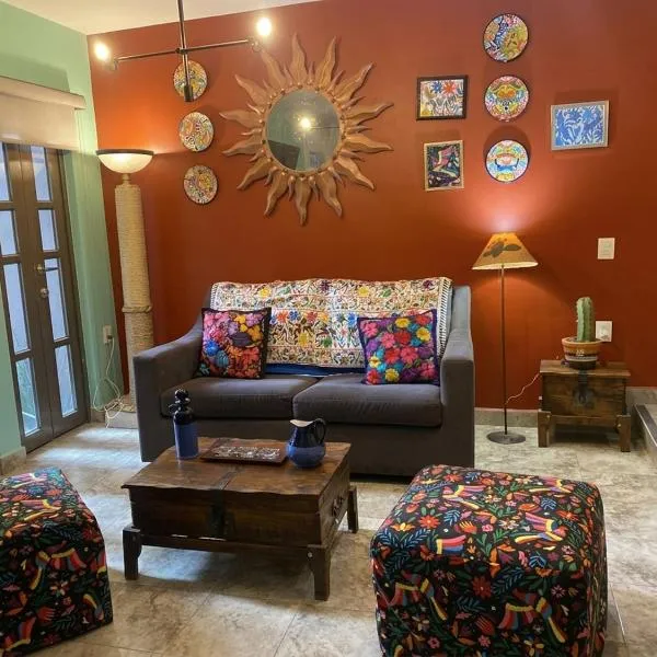 BELLAS VILLAS VILLA SOL HERMOSA CASA y ACCECIBLE PRECIO, hotel di San Miguel de Allende