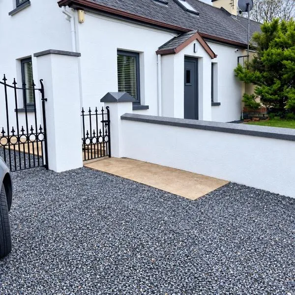 Clare glens cottage, hotel em Limerick