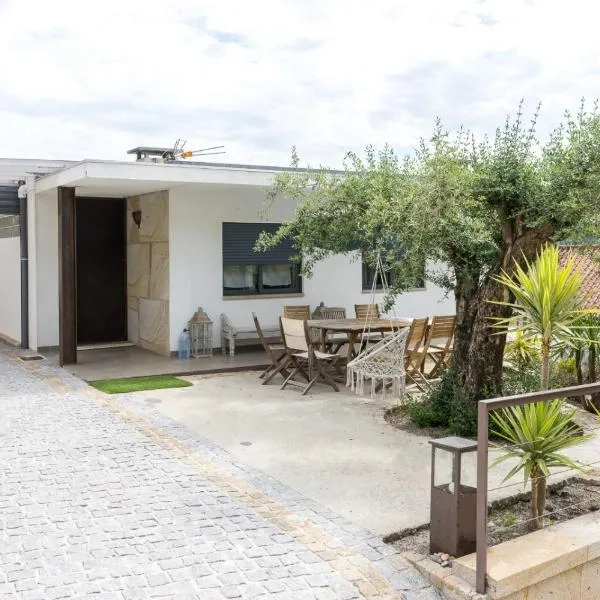 LOS PADEL Casa e Estúdio-Vitorino dos Piães, מלון בVitorino dos Piães
