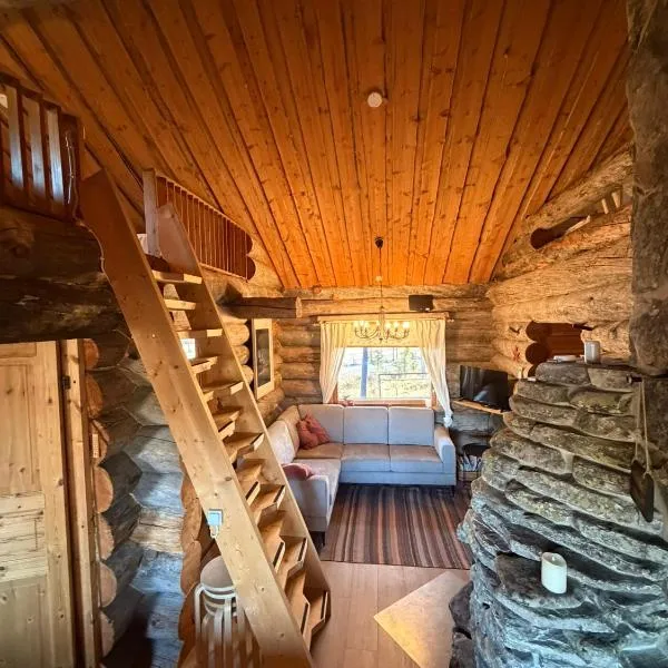 Keloparitalon loma-asunto Ylläs-näkymällä ja paljulla, hotel em Ylläsjärvi