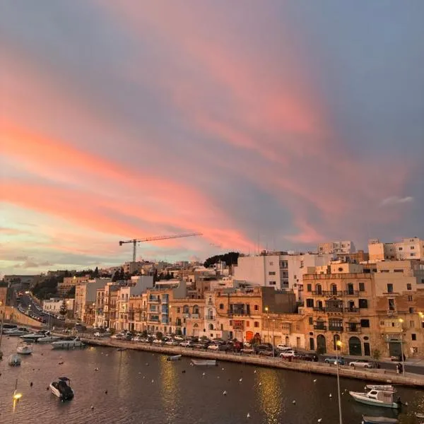 Front Row Malta - Valletta Views, Sunsets & Grand Harbour Living, готель у місті Kalkara