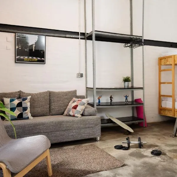 Stay Swanky Dorms，札格雷布的飯店