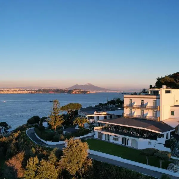Viesnīca Hotel Cala Moresca pilsētā Bakoli