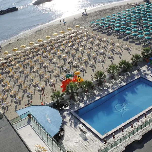 Club Esse Mediterraneo, hotel v destinácii Montesilvano