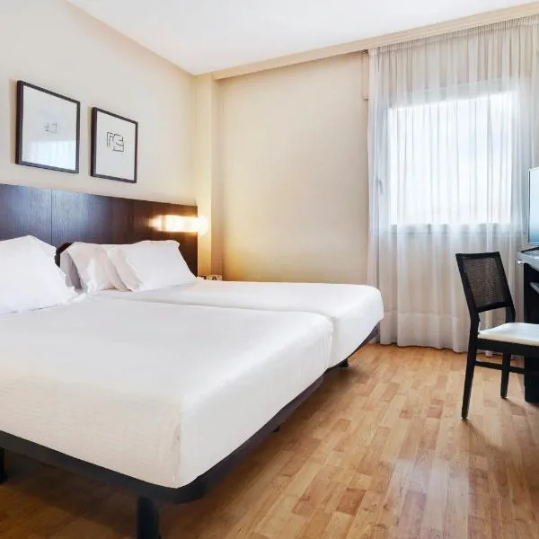 Hotel Sercotel Tudela Bardenas – hotel w mieście Tudela