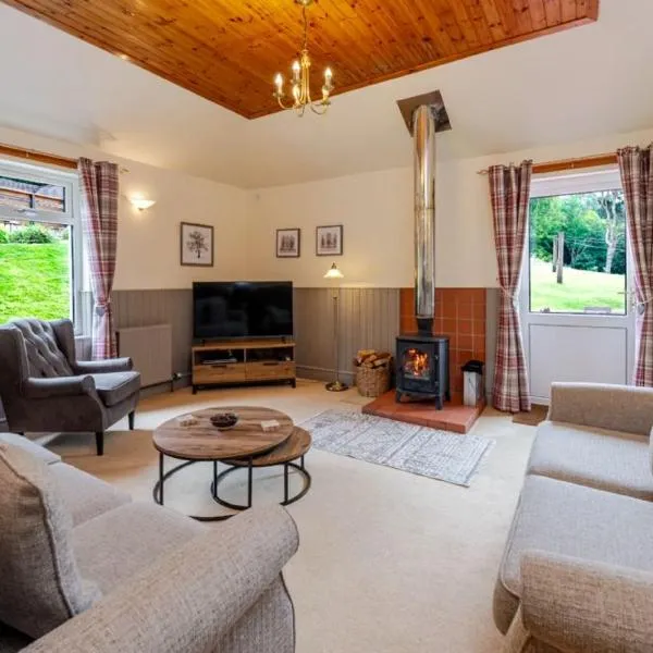 Doonans Cottage, hotell i Maybole