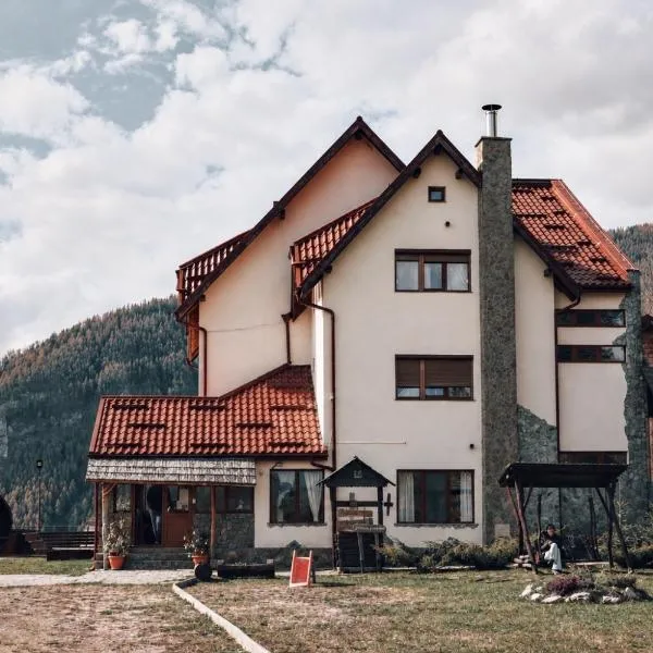La Fântâniţa-Refugiu în natură & bucătărie locală, hotel in Ciungetu