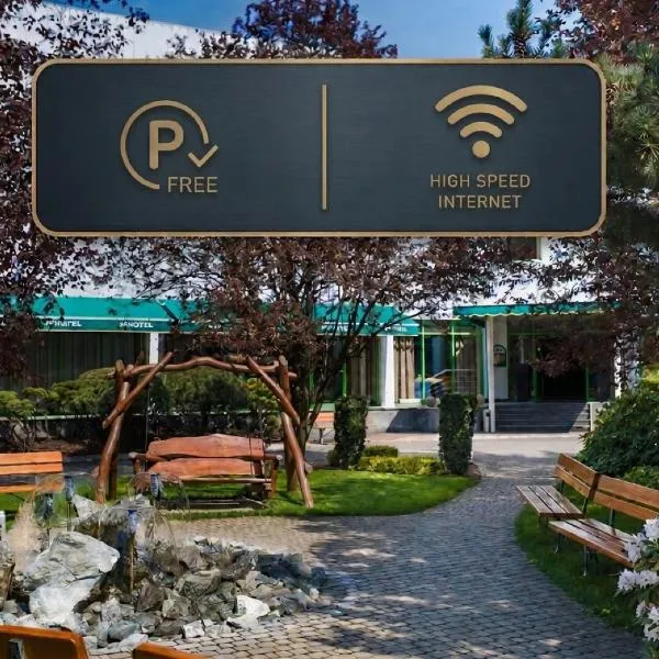 Hotel Partner, hotel em Varósvia