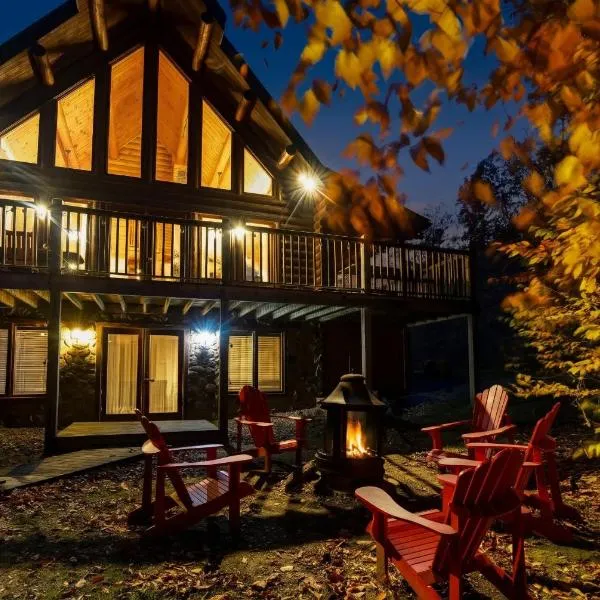 Log Cabin Hot tub near Tremblant, hotel in Labelle