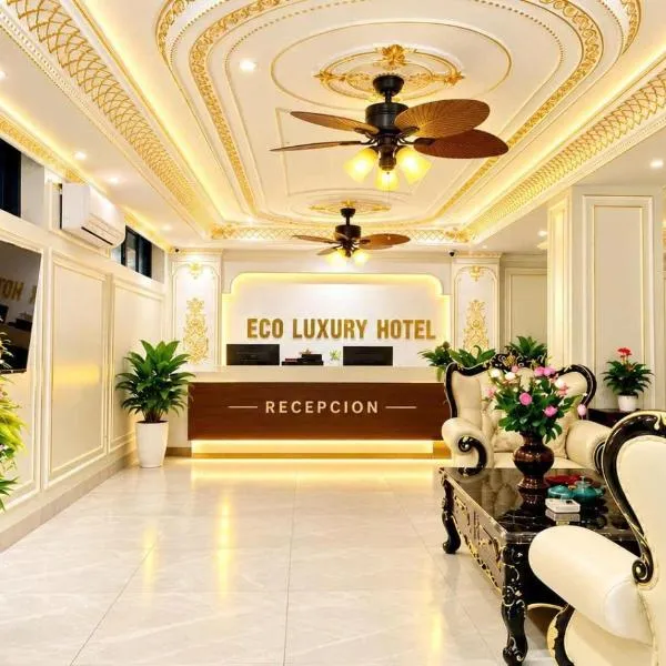 Eco Luxury Hanoi Hotel, hotel v Hanoji