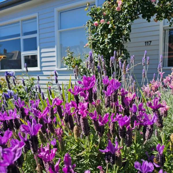 RoseIris Cottage - City Charm, hotelli kohteessa West Hobart