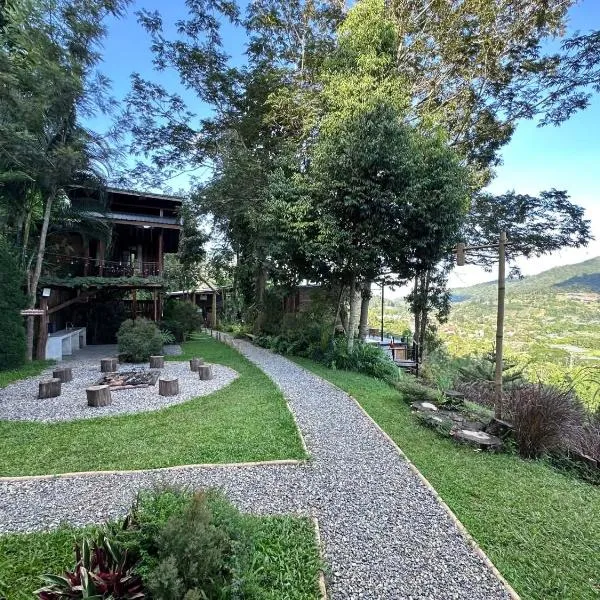 Camp Mai Mee Chue, hotel en Pong Yaeng