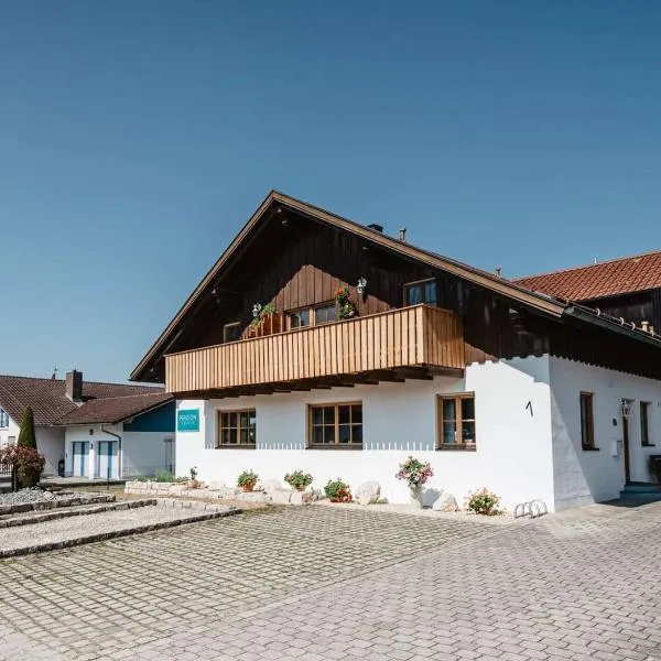 Privatpension Eberth, hotel em Bogen