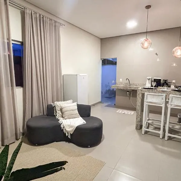 Vereda Serena - Casa com 2 quartos, sendo uma suíte localizada próximo a rodoviária e o aeroporto, hotel em Palmas
