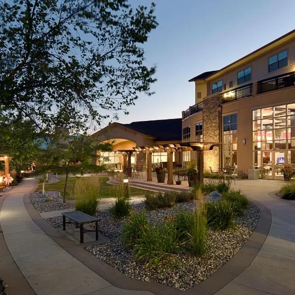ClubHouse Hotel & Suites Fargo, hotel en Fargo