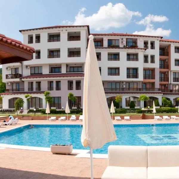 Harmony Hills Family Apartments, hotel di Rogachevo