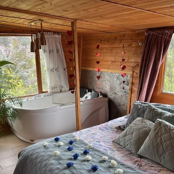 Glamping Los Hayuelos, hotel sa Iza