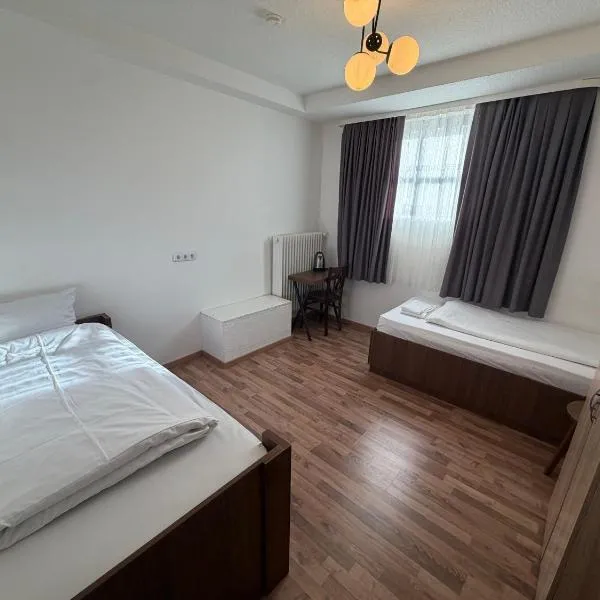 Hostel Casa Andalucia, hotel em Hallbergmoos