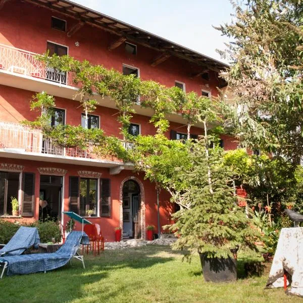 Otium B&B, hotel v destinaci Cavallirio