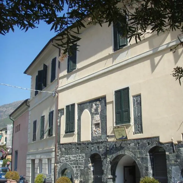 Ospitalia del Mare Hostel, hotel v Levantu