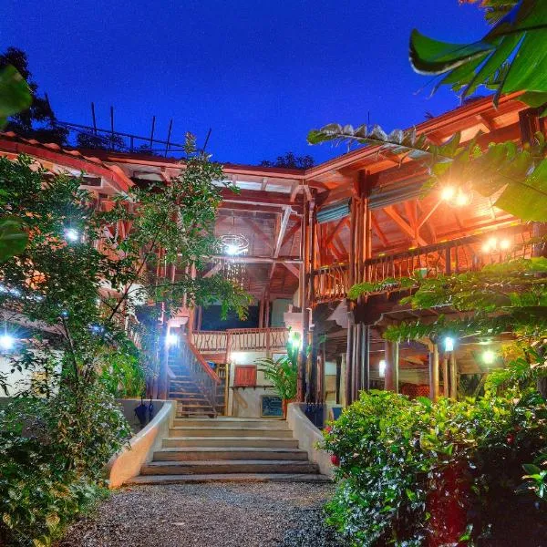 Playa Nicuesa Rainforest Eco Sanctuary, hotel v destinaci Golfito