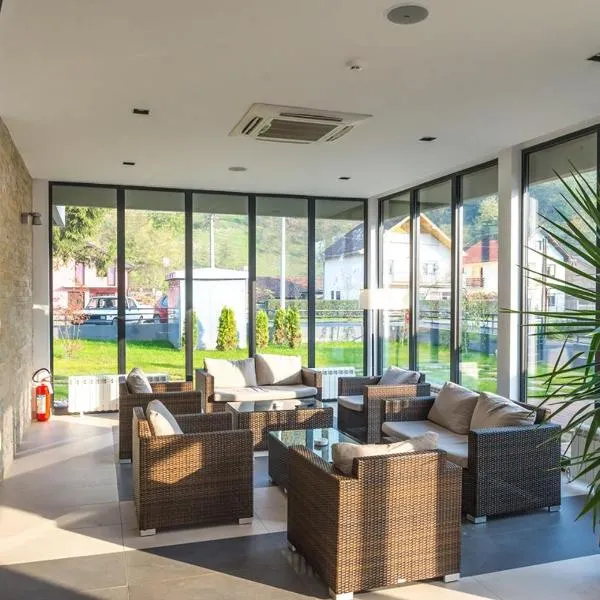 Hotel Drinska lasta, hotel v destinaci Ljubovija