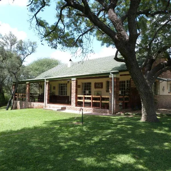 Woodlands Stop Over and Lodge, hotel di Francistown