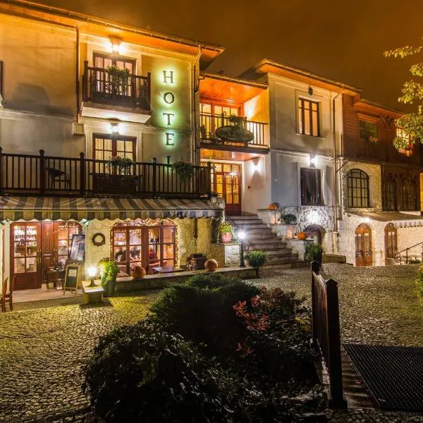 Hotel Dwa Księżyce, hotel v destinácii Kazimierz Dolny