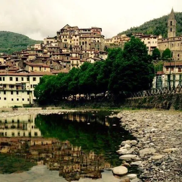 Sul Ponte Affittacamere, hotel in Pigna