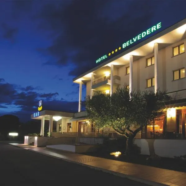 Albergo Ristorante Belvedere, hotel en Codroipo