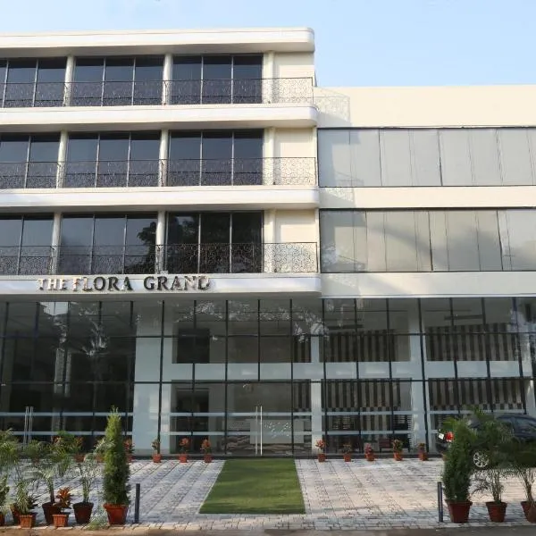 ๋ฐ์ค์ฝ๋ค๊ฐ๋ง์ ์์นํ ํธํ
The Flora Grand, Vasco, Goa