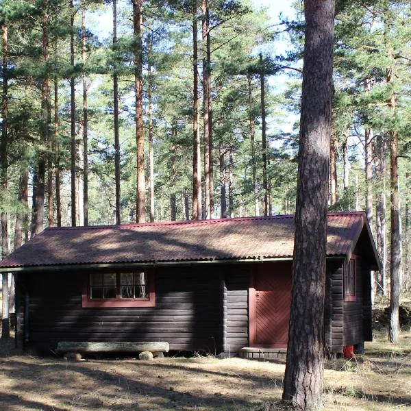 Byron, Hotel in Rälla