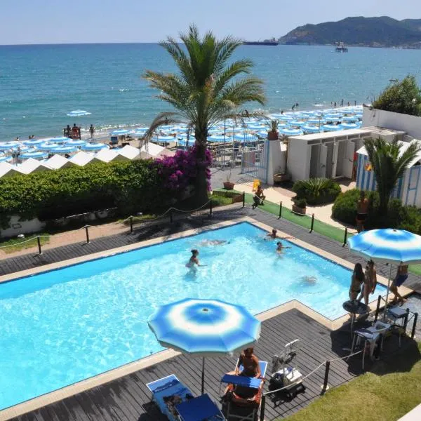 Hotel Miramare, hotel v destinácii Savona