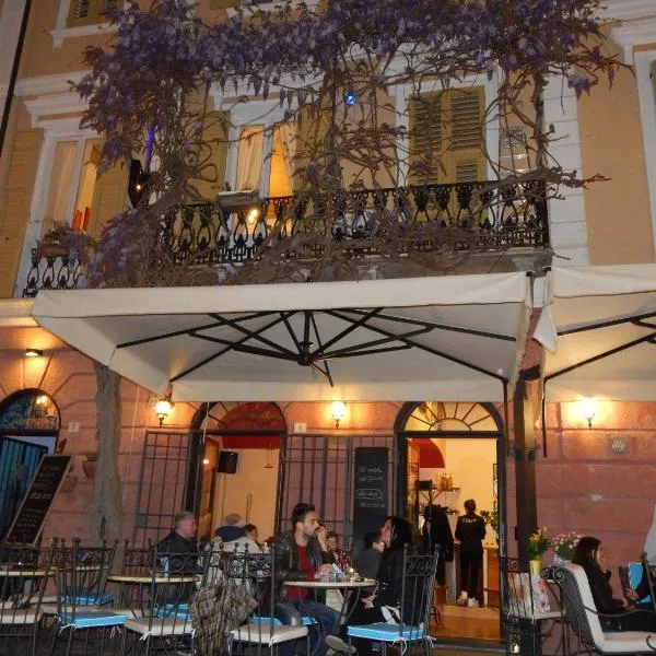 Hotel Glicine, hotel in Noli